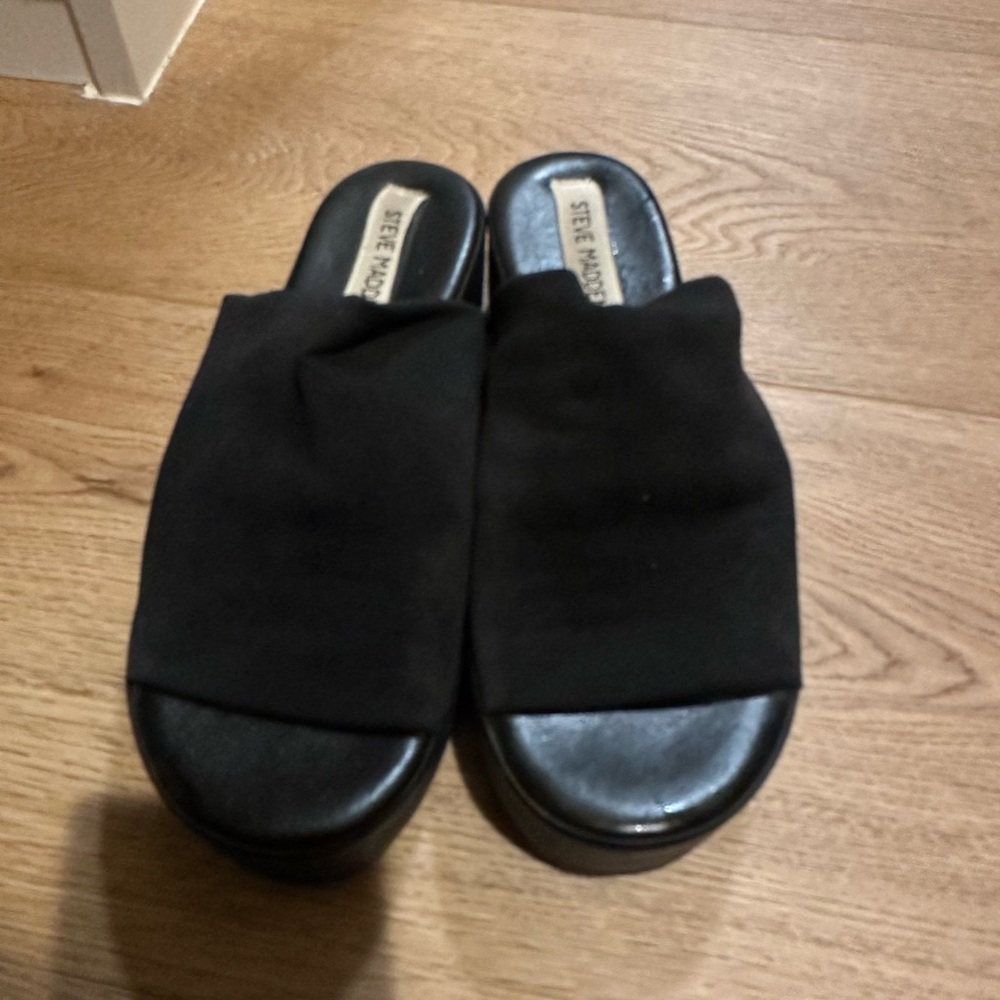 Steve Madden Black Slide Sandals